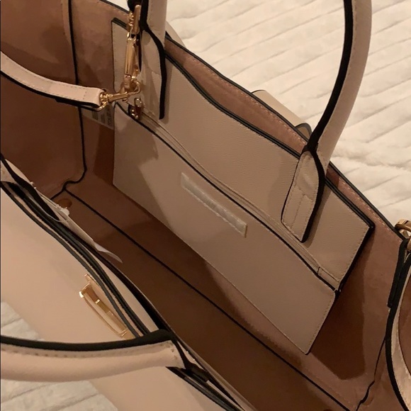 Purse - Picture 4 of 4